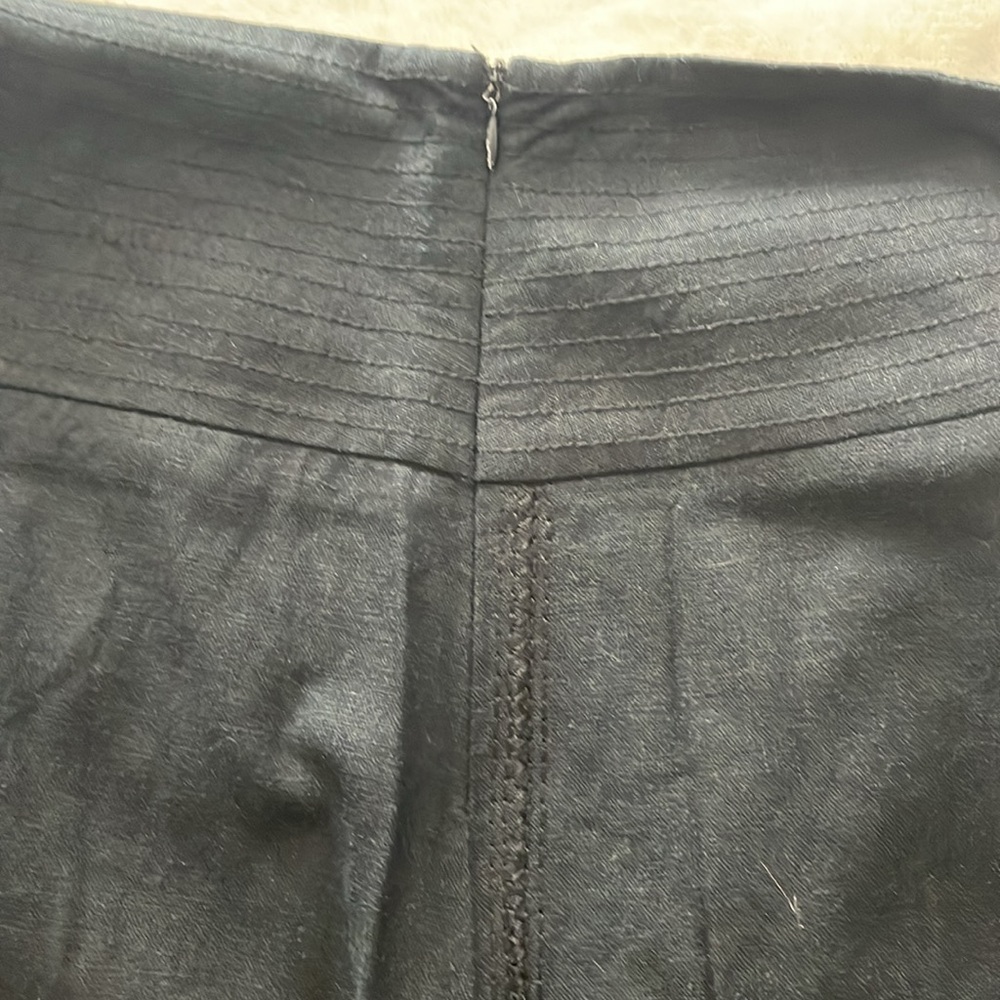 3 for $25! Hillard & Hanson Black Midi Flowy Embroidered A-line Skirt, size 4 - Picture 6 of 6